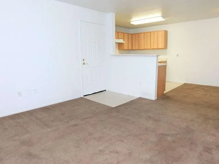 Suncrest — Photo 18