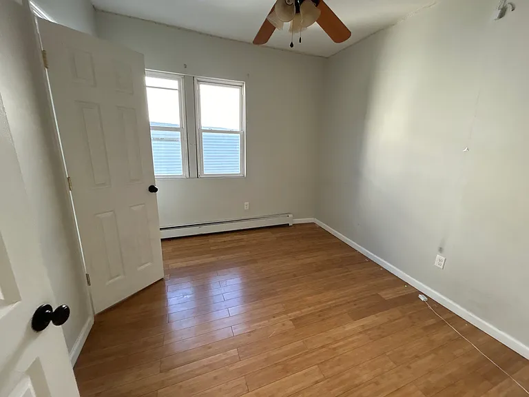 932 Capouse Ave #1 — Photo 6