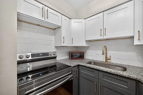 6419 Montgomery Rd #B1 Photo 1