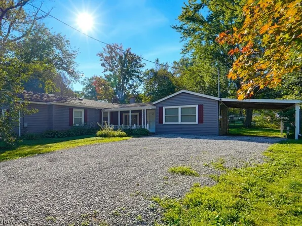 2456 Delaware Ave, Akron, OH 44312