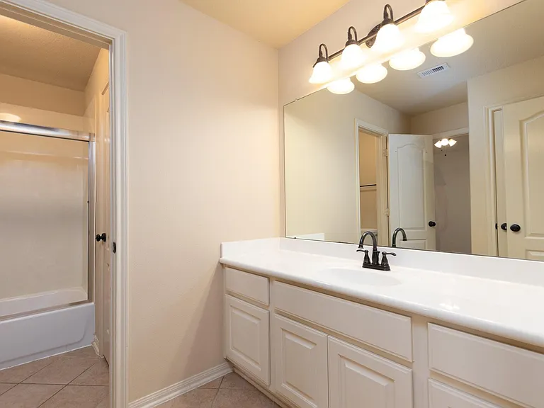 17303 Quiet Shores Dr — Photo 29