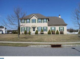15 Livingston Ln, Lumberton, NJ 08048