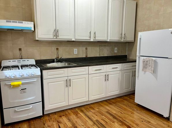 521 W 180th St APT 4B