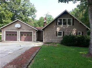 151 Beulah Woods St, Mount Airy, NC 27030