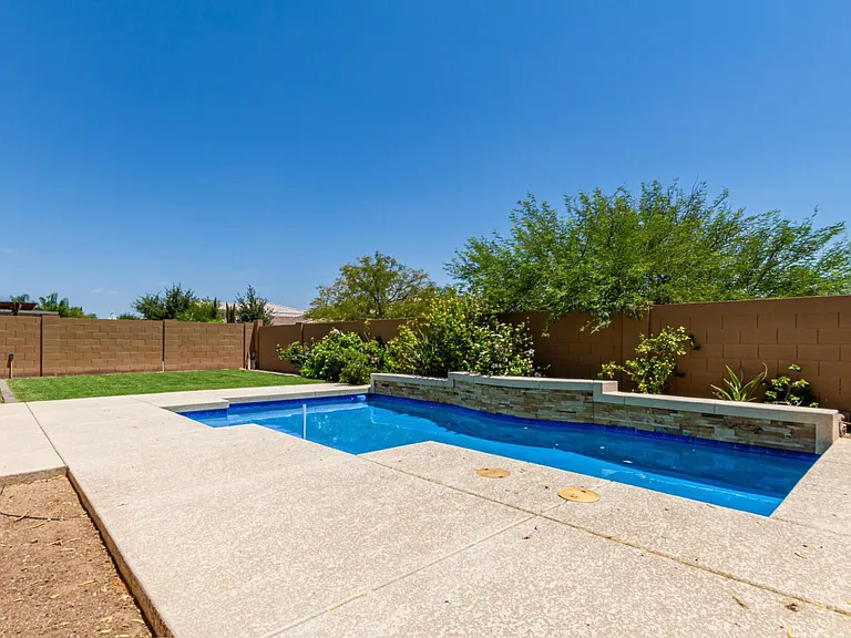 2615 W Balao Dr — Photo 36