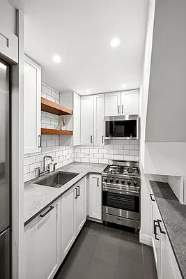 Sold by Compass | media 4