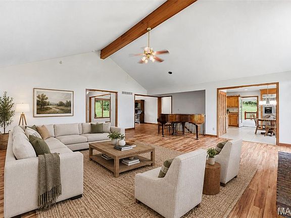 4th image of 1409 Boone Valley Rdg