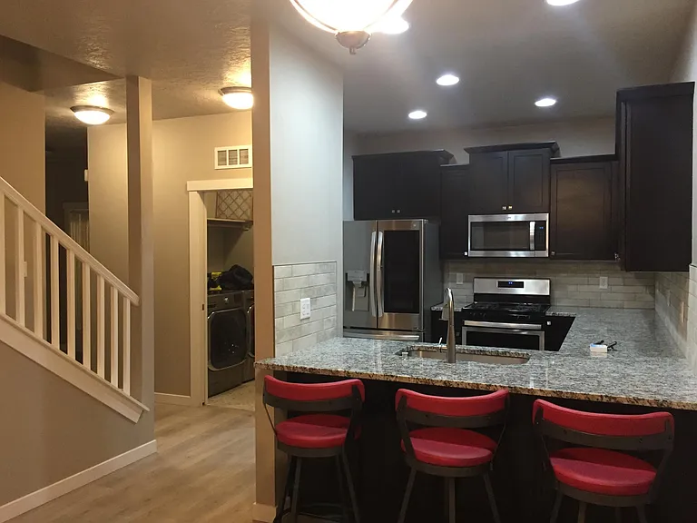 203 N Bay Haven Ave — Photo 2