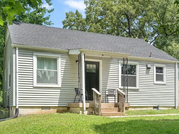 37 Maple St, Clarksville, TN 37042