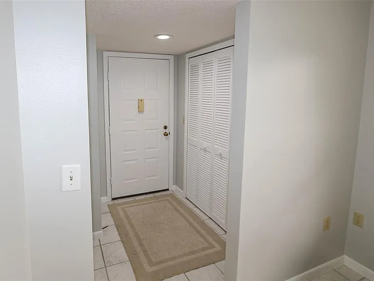 3203 Landmark Dr #2202 — Photo 5