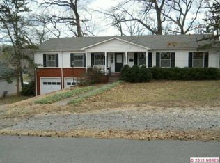 606 E Boone St, Tahlequah, OK 74464