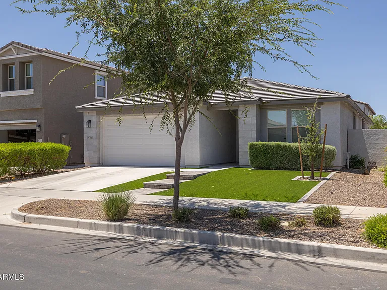 9756 E Seismic Ave — Photo 3