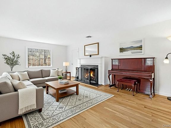 3rd image of 56 Cross Ridge Road