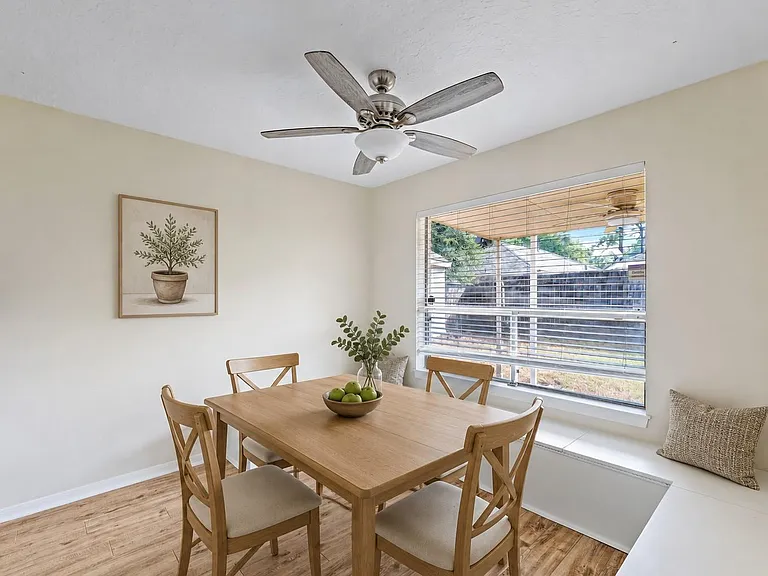 10735 Kitty Brook Dr — Photo 16