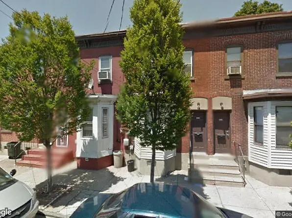 637 Royden St, Camden, NJ 08103