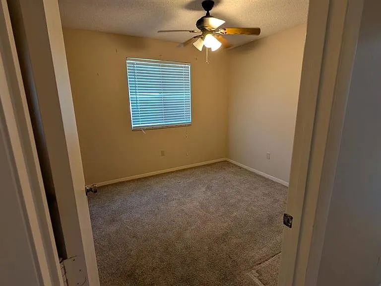 8432 SW 108th Ln — Photo 9