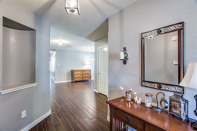 1st image of 2027 Kings Forest Dr