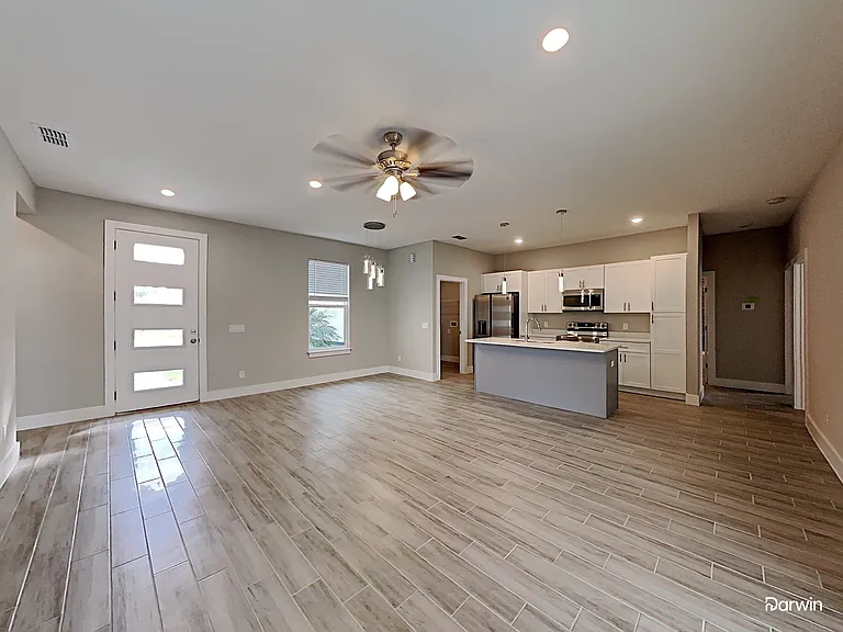 354 Gardenia Ct — Photo 6
