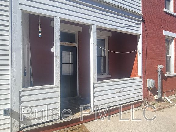 2nd image of 812 6th Ave