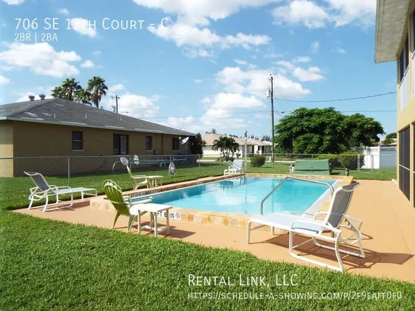 706 SE 13th Ct, Cape Coral, FL