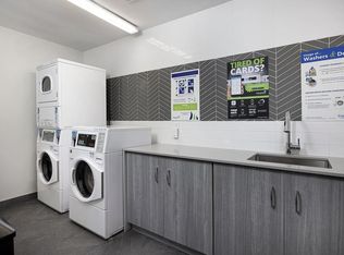 45 42nd St, Toronto, ON M8W3P4