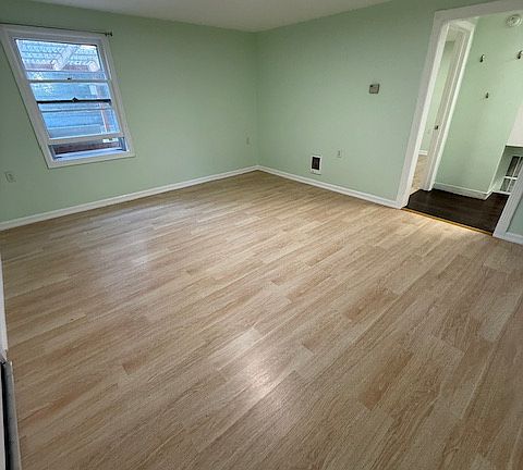 4th image of 495 NE 47th Ave
