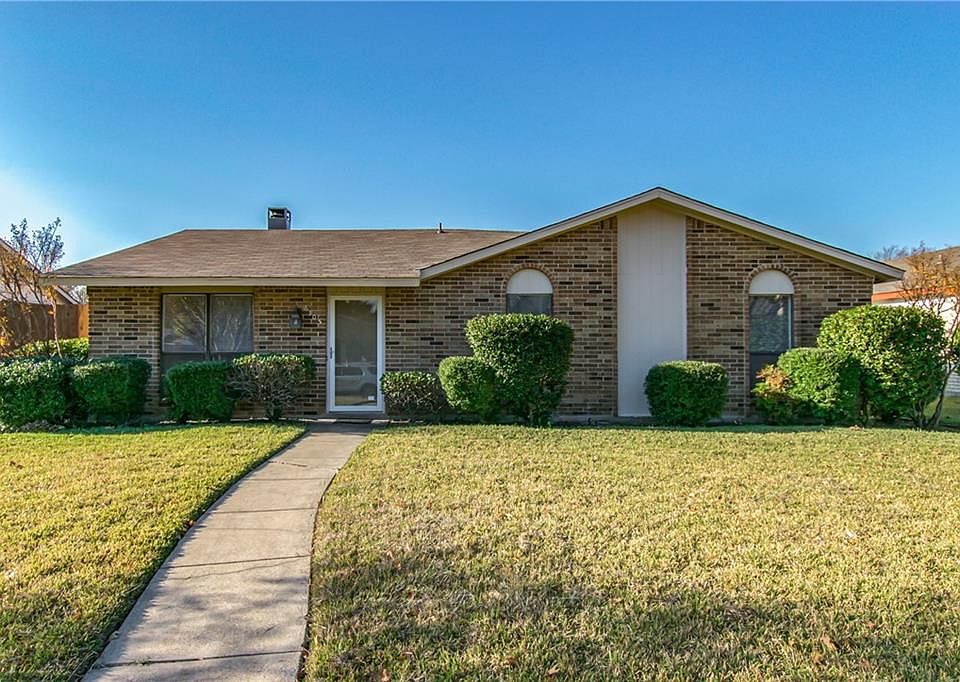 1st image of 6105 Glacier Ct