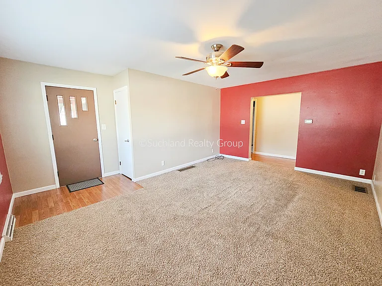 409 N Main St — Photo 14