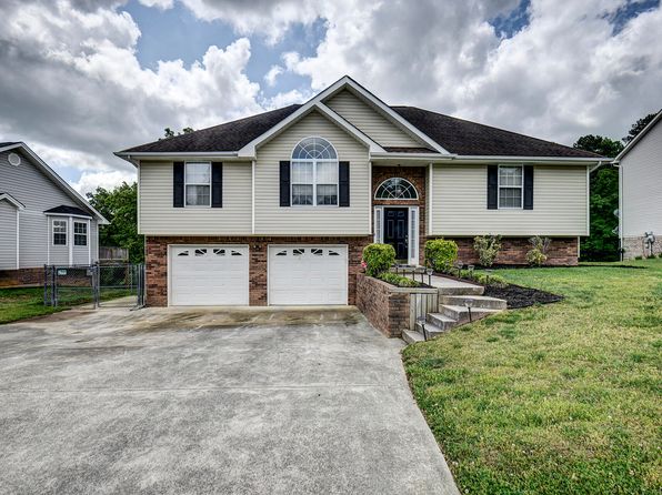 9880 Baker Boy Dr, Ooltewah, TN 37363