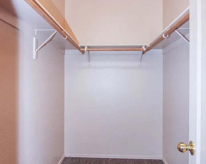 4400 N Phillip Dr — Photo 13