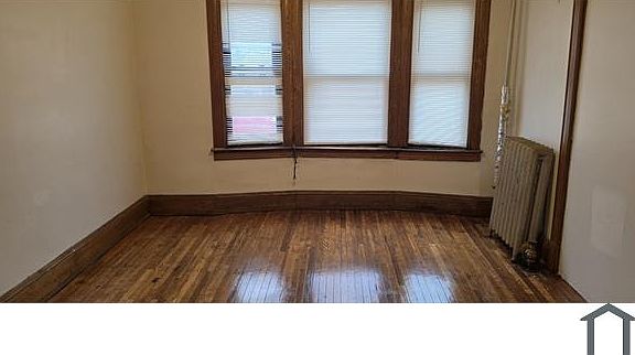 5th image of 944 Worthington St APT 3L