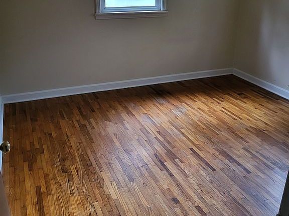 5th image of 211 S 16th St