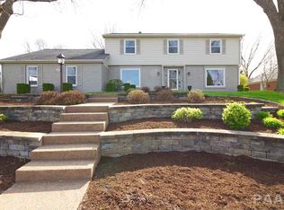 5520 N Isabell Ave, Peoria, IL