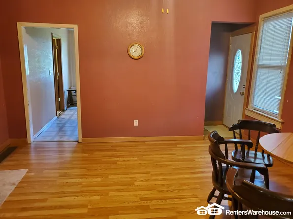 105 W Franklin St, Morristown, MN 55052