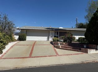 12146 Salem Dr, Granada Hills, CA 91344