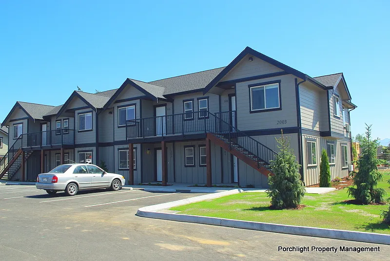 2009 Aaron Dr #1-8