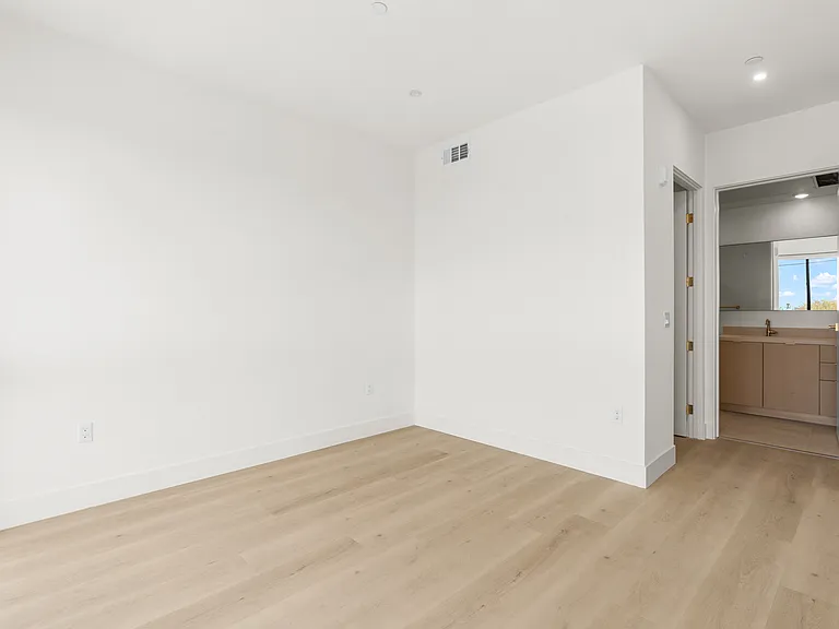 1808 Lincoln Blvd — Photo 41