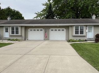 2716-2718 Black Bridge Rd, Janesville, WI 53545