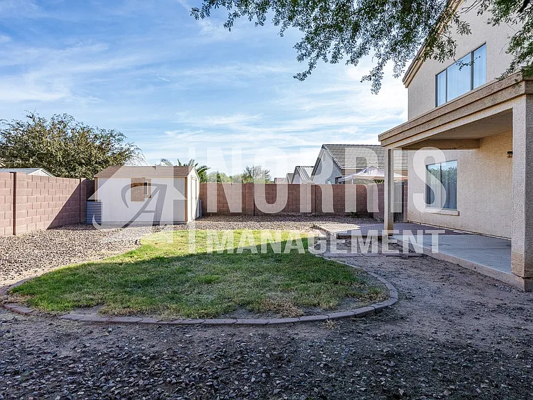 1632 E Cardinal Dr — Photo 45