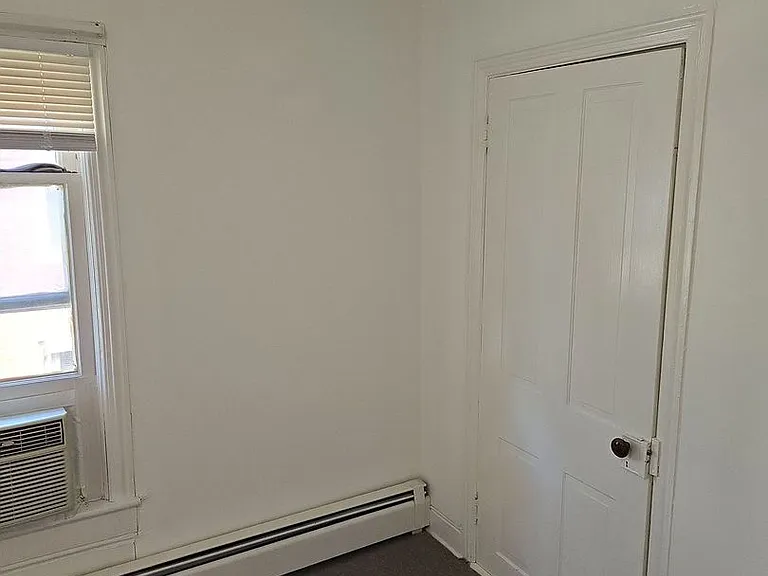 106-108 S Main St — Photo 5