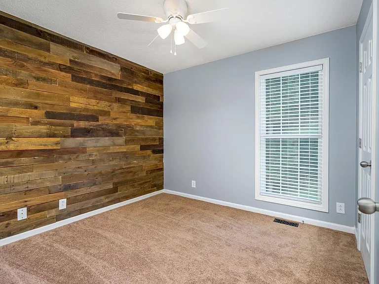 2267 Yeager Dr — Photo 5