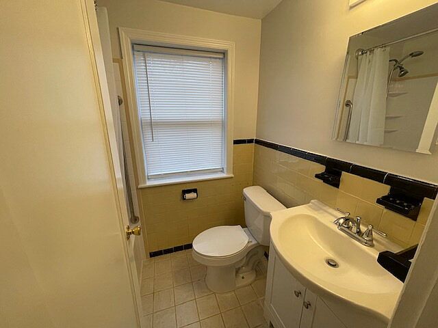 1st image of 2935 Rumson Dr