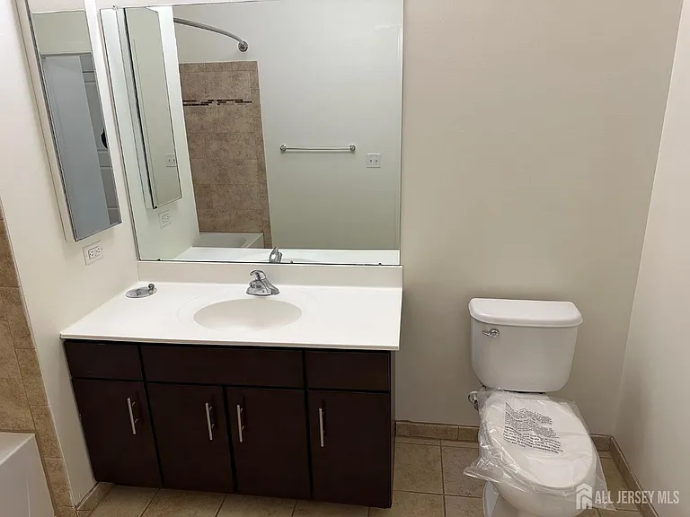 88 Roosevelt Ave #212 — Photo 15