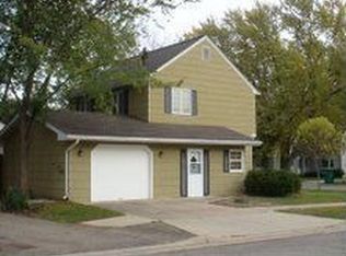 610 12th Ave SW, Austin, MN 55912