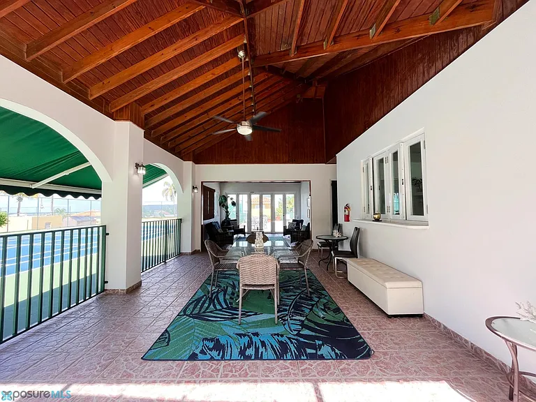 F Royal Palm #102 — Photo 32