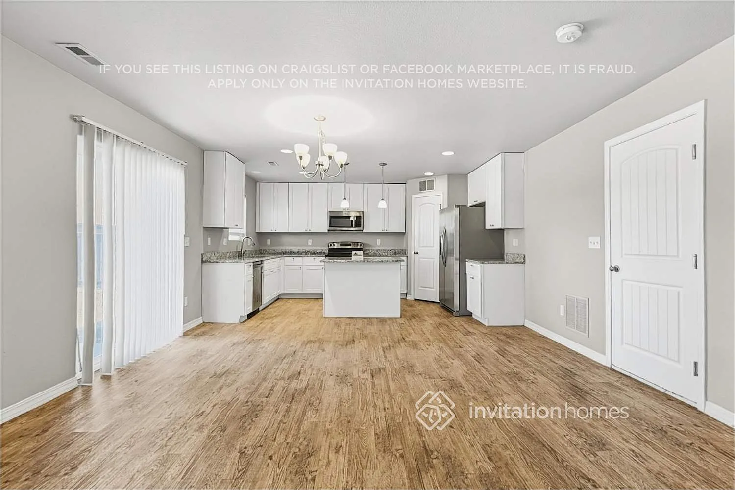 3614 Saguaro Cir Colorado Springs, CO 80925 — Photo 4