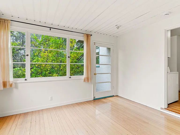 6857 Armour Dr — Photo 18