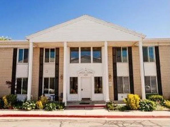 2264 E Tara Ln APT 2, Holladay, UT 84117