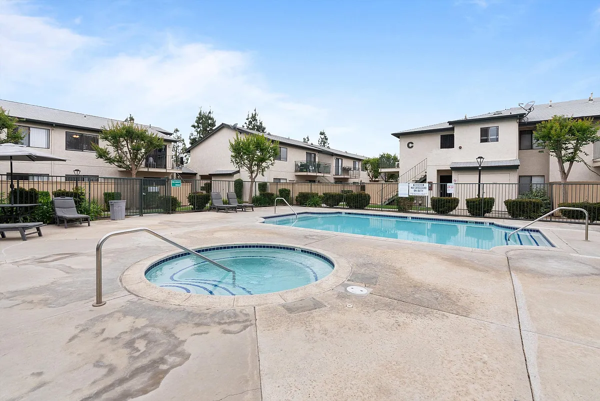 Building Photo - Parkview Palms Apartments- Riverside, CA