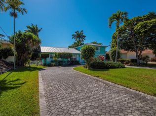 1570 Pelican Ave, Naples, FL 34102